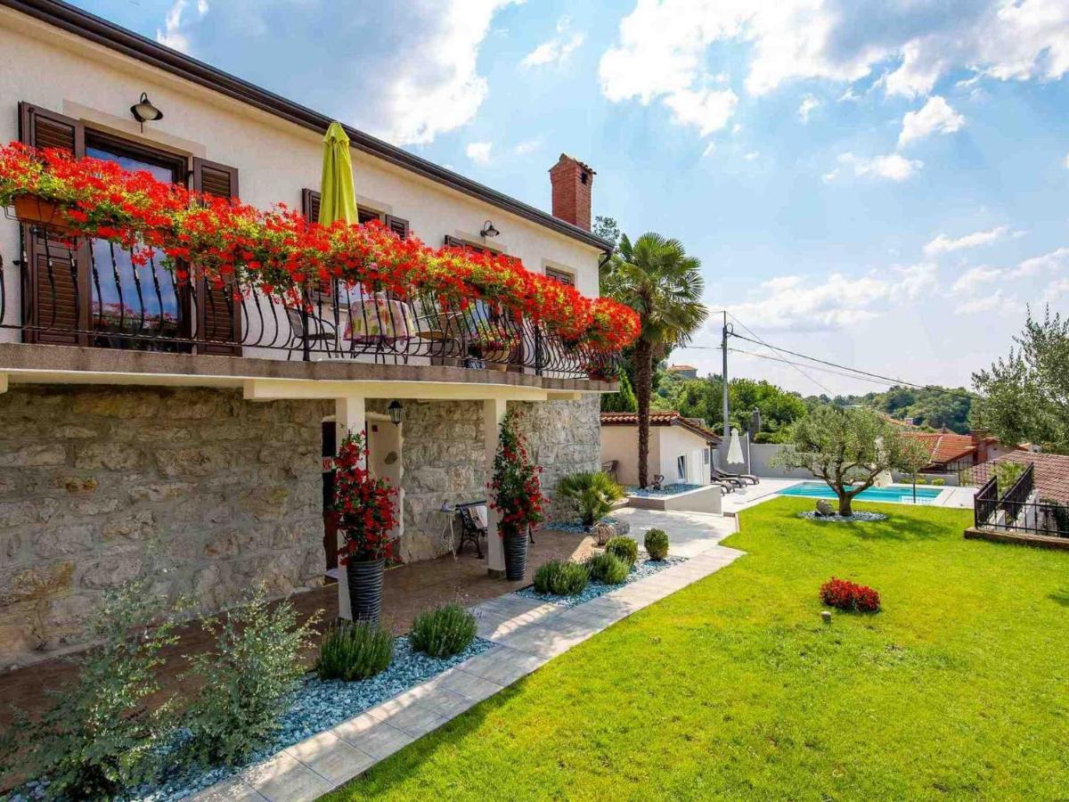 Srok Apartments With Pool Kastav Zewnętrze zdjęcie